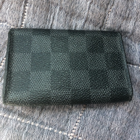 EUC Authentic Louis Vuitton Graphite Key Case - Picture 2 of 11